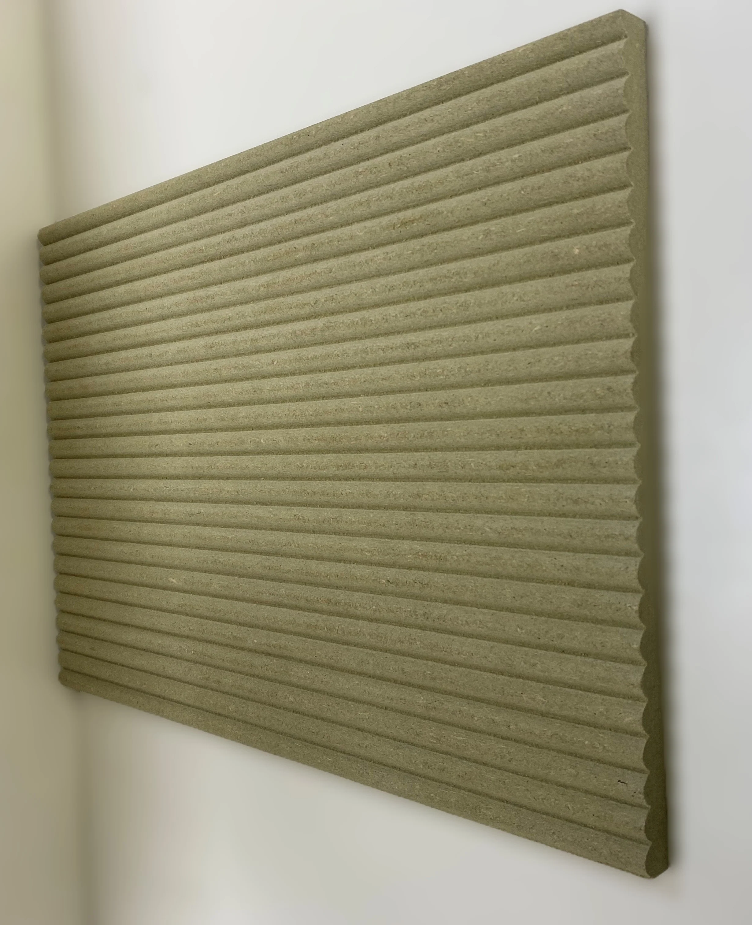 MDF MOISTURE RESISTANT  9MM RIBBED  CROSS WIDTH 1220 X 2440 X 12MM