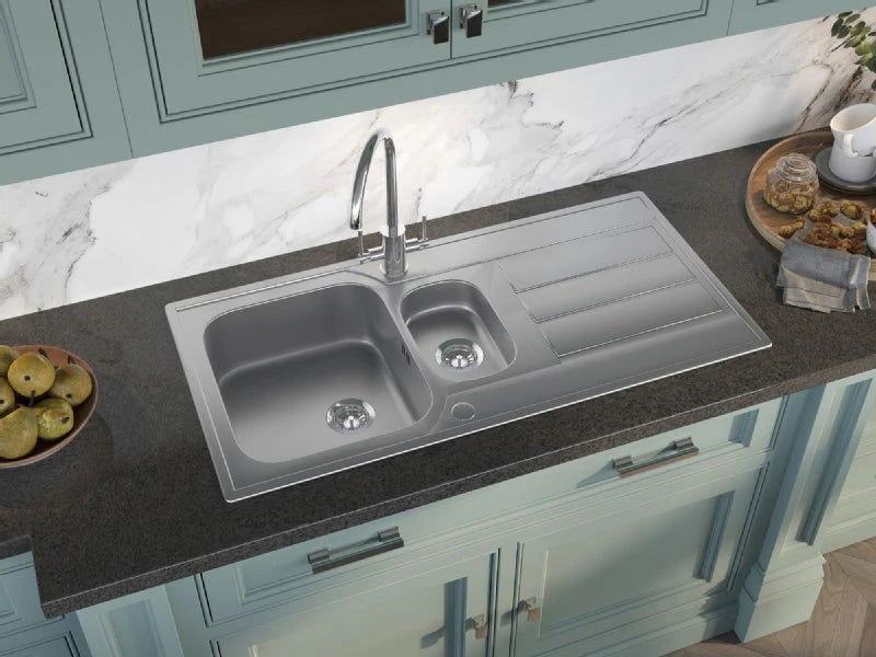 PYRAMIS ATHENA 11/2 BOWL SINK